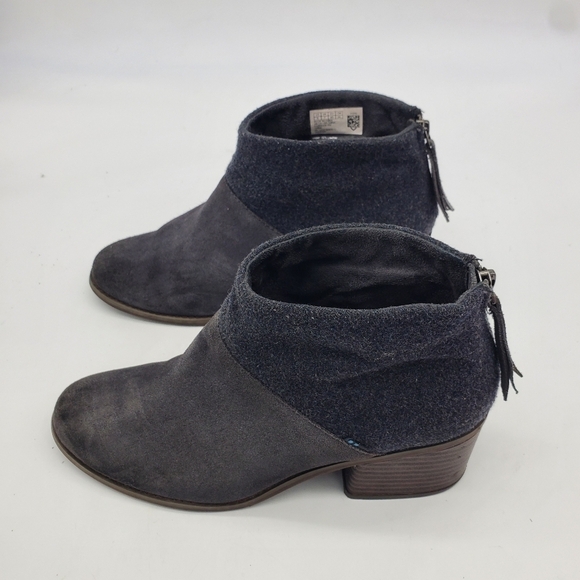 TOMS Shoes Women's 9 Lacy Bootie Forged Iron Grey Suede Felt - Picture 9 of 12